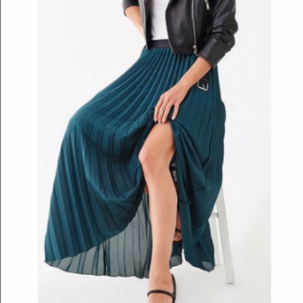 Pleated Maxi Skirt